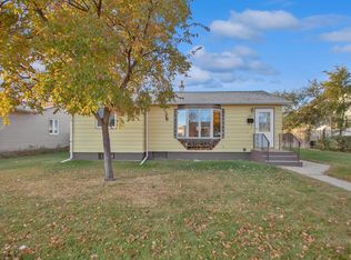 909 15th St W, Williston, ND 58801