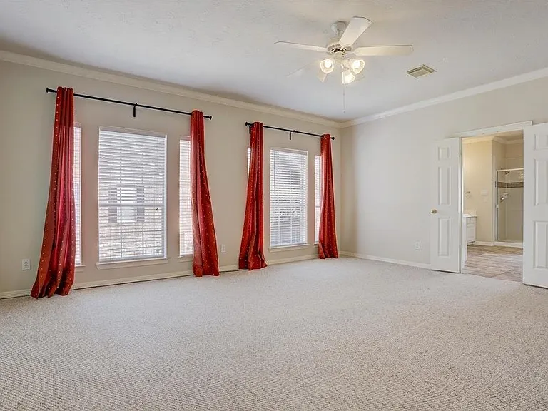 2822 Briarhurst Park — Photo 10