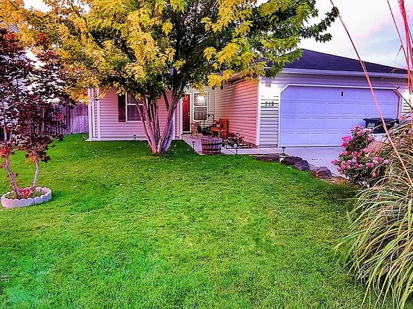712 W Bury St, Kuna, ID 83634