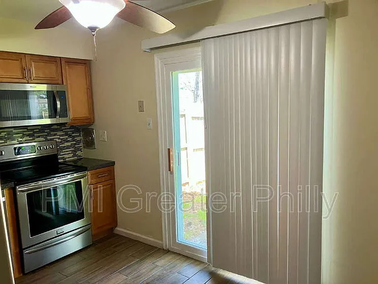 1688 Bluebird Dr #A — Photo 16