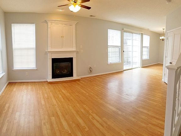 5th image of 5832 Baynebridge Dr