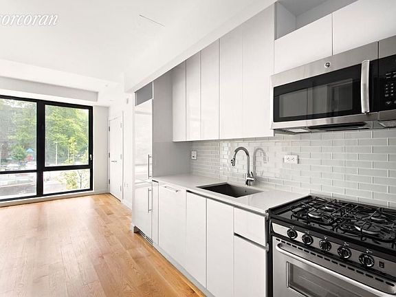 3rd image of 48 E 132nd St #2D