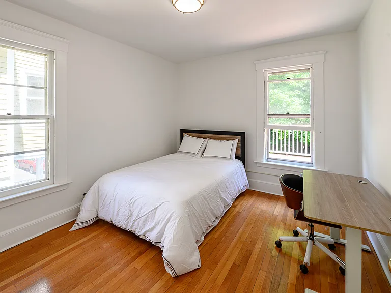 155 Mansfield St #2B — Photo 3