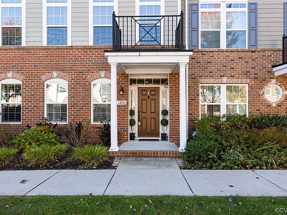 2nd image of 1803 Liesfeld Pkwy