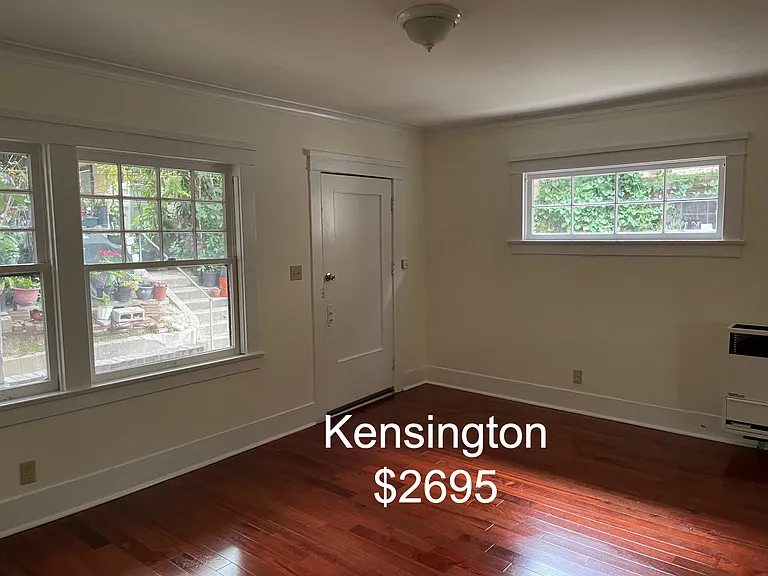 1161 W Kensington Rd — Photo 4