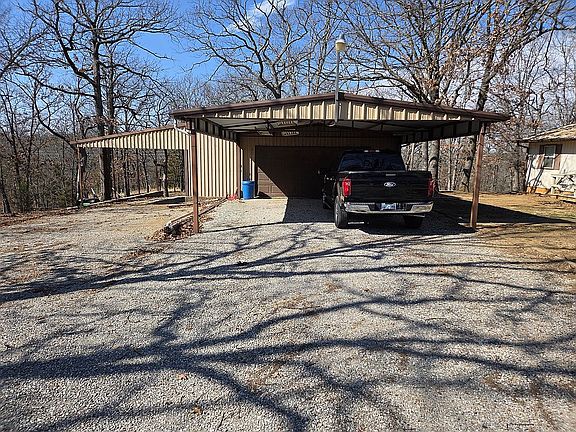 3rd image of 10835 Texoma Park Rd