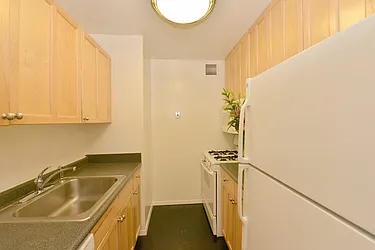 Sold by KG & Company