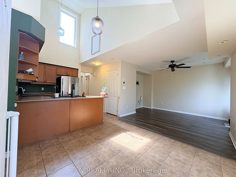 588 Shoreline Dr #3 — Photo 3