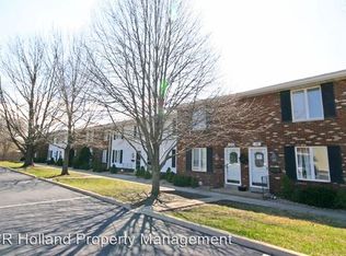 700 Southview Plz APT 10, O Fallon, IL 62269