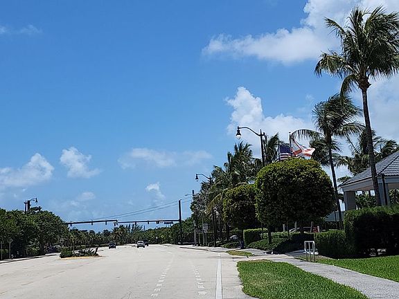 4th image of 2860 S Ocean Blvd