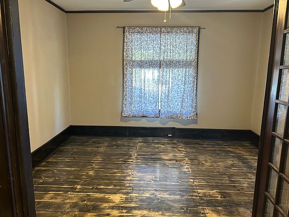 4th image of 2731 W Broadway Ave #A