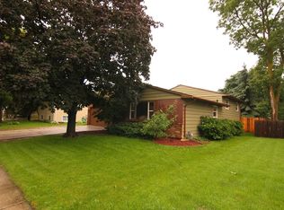 522 Victoria St, Green Bay, WI 54302