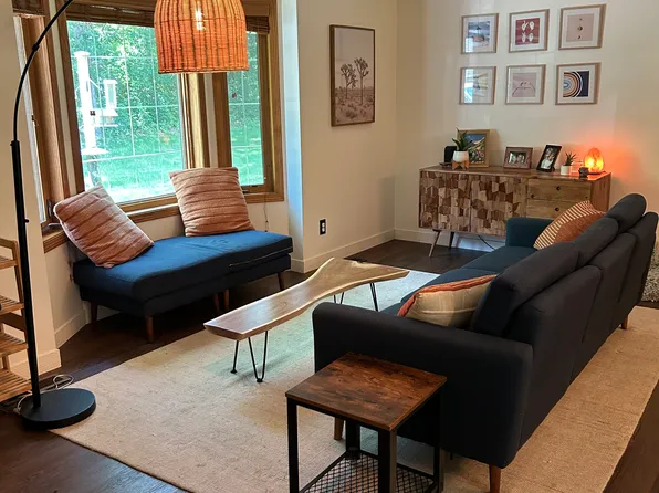 19059 149th St NW, Elk River, MN 55330