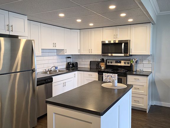 5th image of 4902 37th St #307