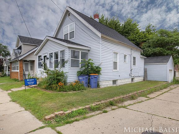 3rd image of 1214 Tamarack Ave NW