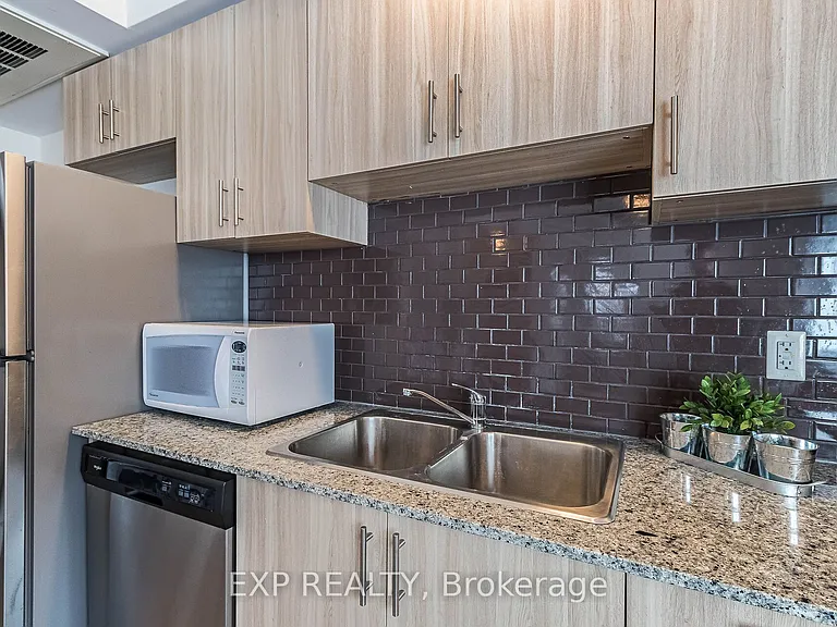 275 Larch St #G116 — Photo 17