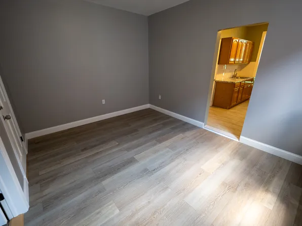 9728 Flatlands Avenue image 34 of 40