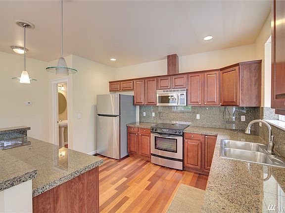 5th image of 35315 SE Aspen Ln Unit 1004