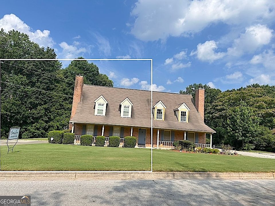 1st image of 850 Park Pl NE