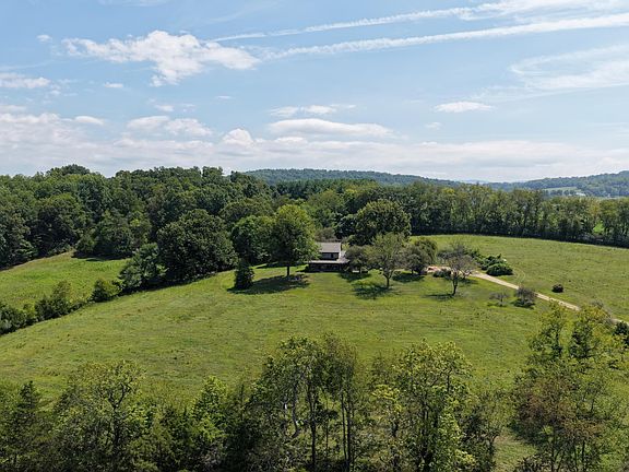 3rd image of 2508 Sterrett Rd
