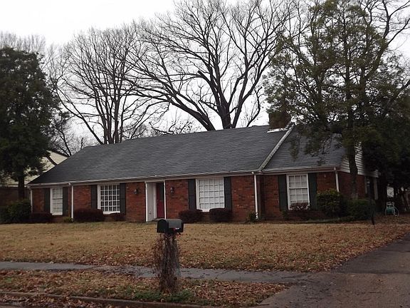 2nd image of 5916 Macinness Dr