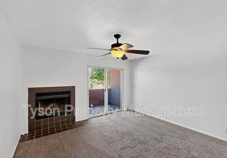12201 Haines Ave NE #A — Photo 4