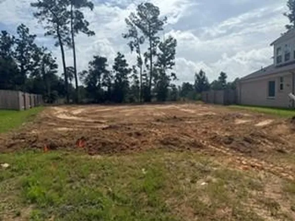 2005 Atlas Cedar Dr, Conroe, TX 77301