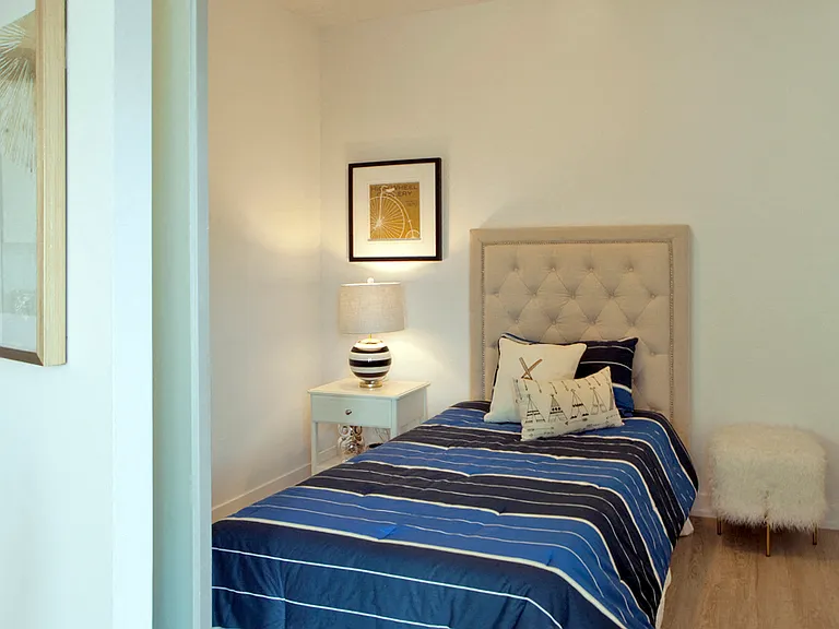 763 Woodbine Ave — Photo 12