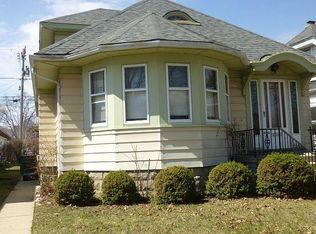 3417 S 12th St, Milwaukee, WI 53215