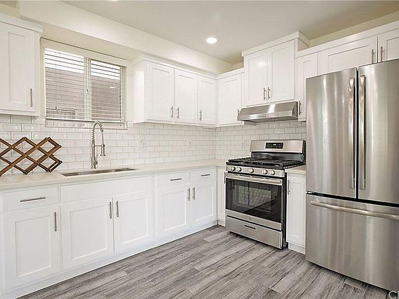 5th image of 3551 Sabina St