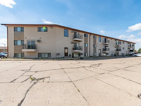 1112 Portland Dr APT 102, Bismarck, ND 58504