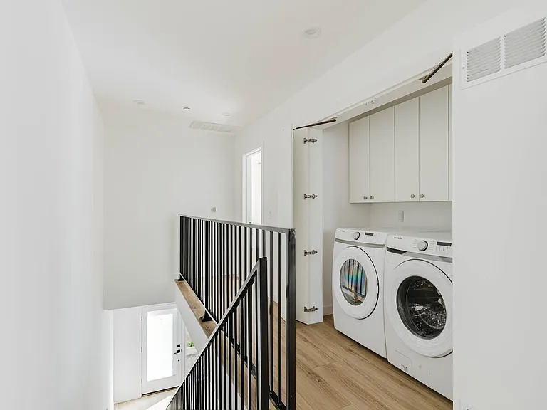 536 E San Jose Ave — Photo 11