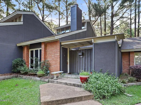 200 Woodgreen Dr APT 2, Madison, MS 39110
