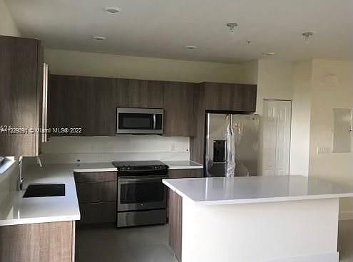1st image of 10467 NW 82nd St Unit 16