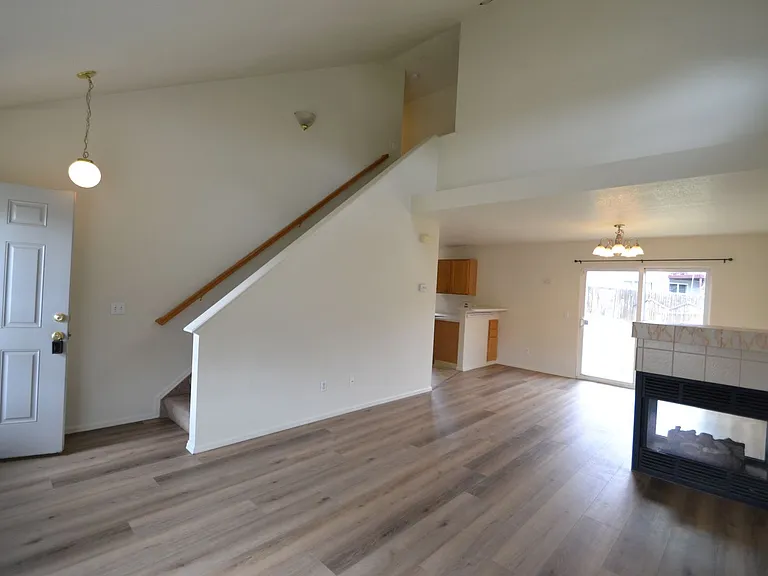 7228 Waterman Way — Photo 2