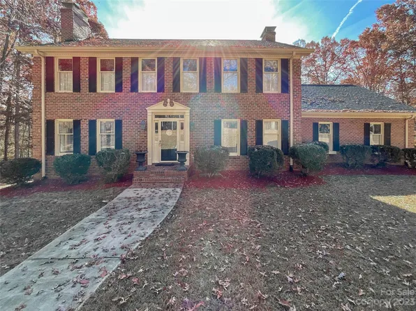 727 Heatherwood Dr, Monroe, NC 28112