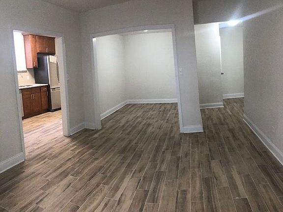 4th image of 2355 E 12th St APT L4