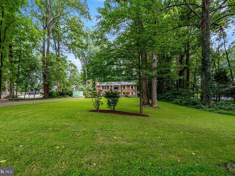 5315 Summit Dr — Photo 5