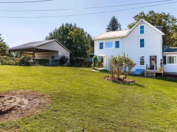 1627 Grafton Rd, Morgantown, WV 26508