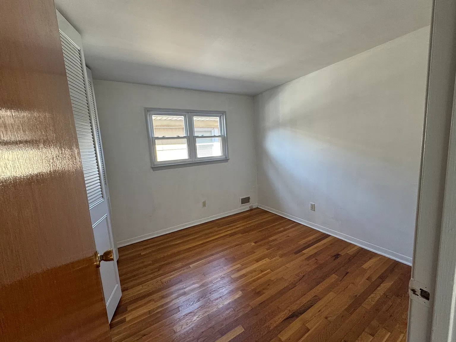 2 bed, $2,300 — Photo 2