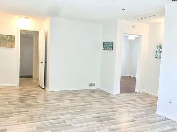 5th image of 1608 Beach Blvd S