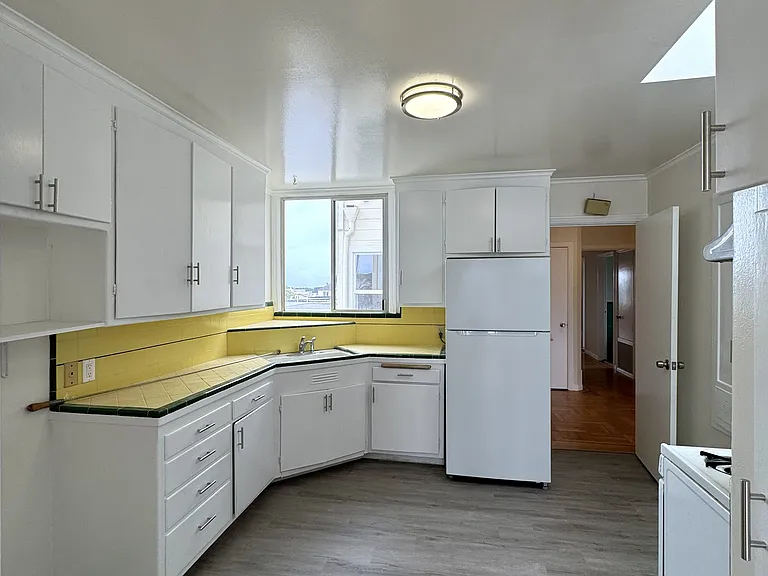 3501-3503 Cabrillo St #3503-3 — Photo 5