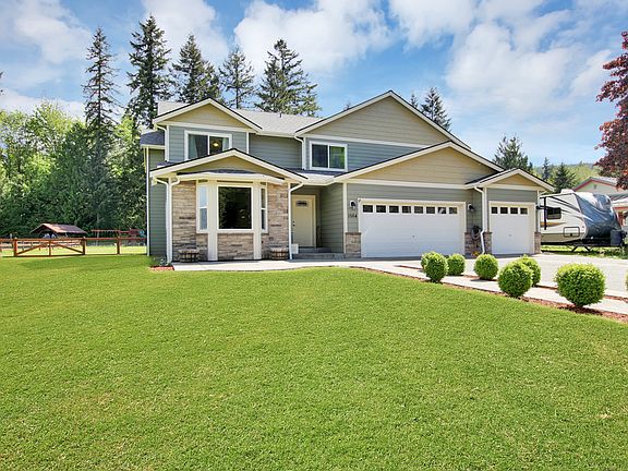 2nd image of 311 9th St SE