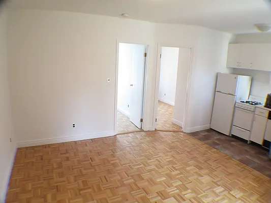 Rented by Glasser Realty LLC | media 10