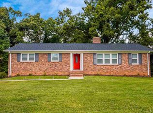 427 Farnsworth Rd, Spartanburg, SC 29301