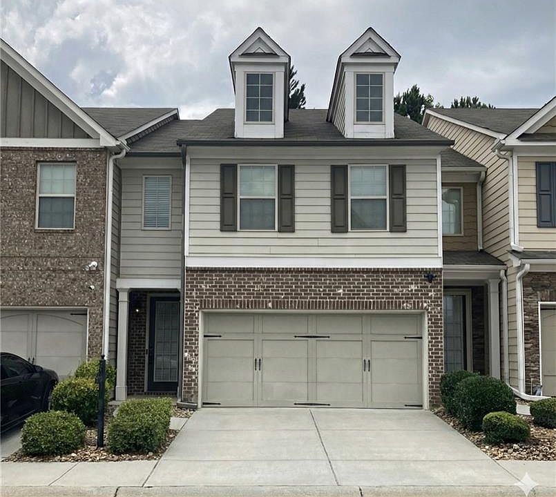 1st image of 5671 Radford Loop