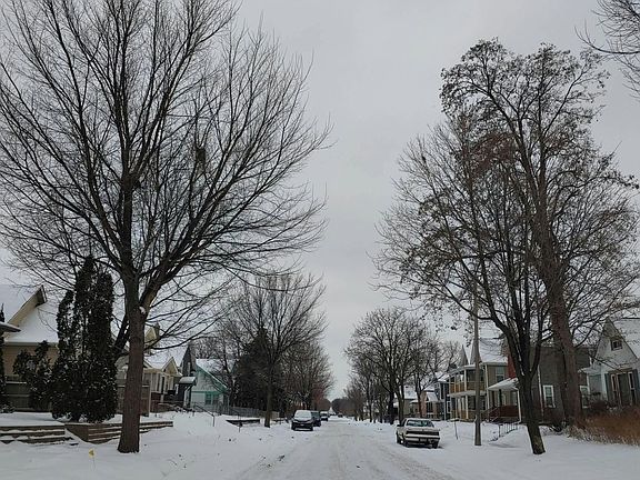 4th image of 4106 Colfax Ave N