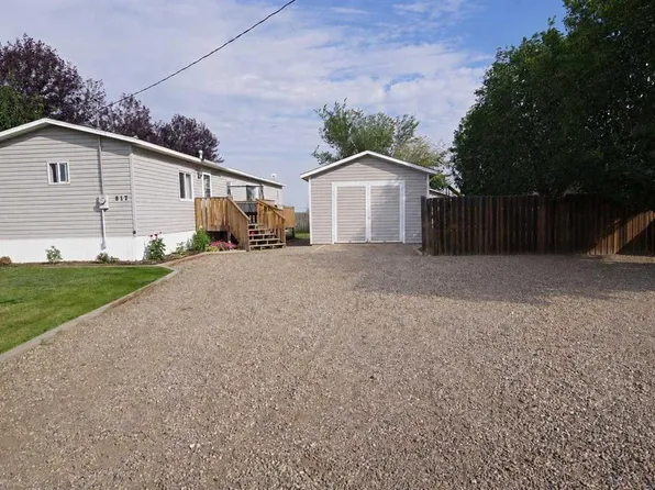 817 E 2nd St S, Taber, AB T0K 0Z0