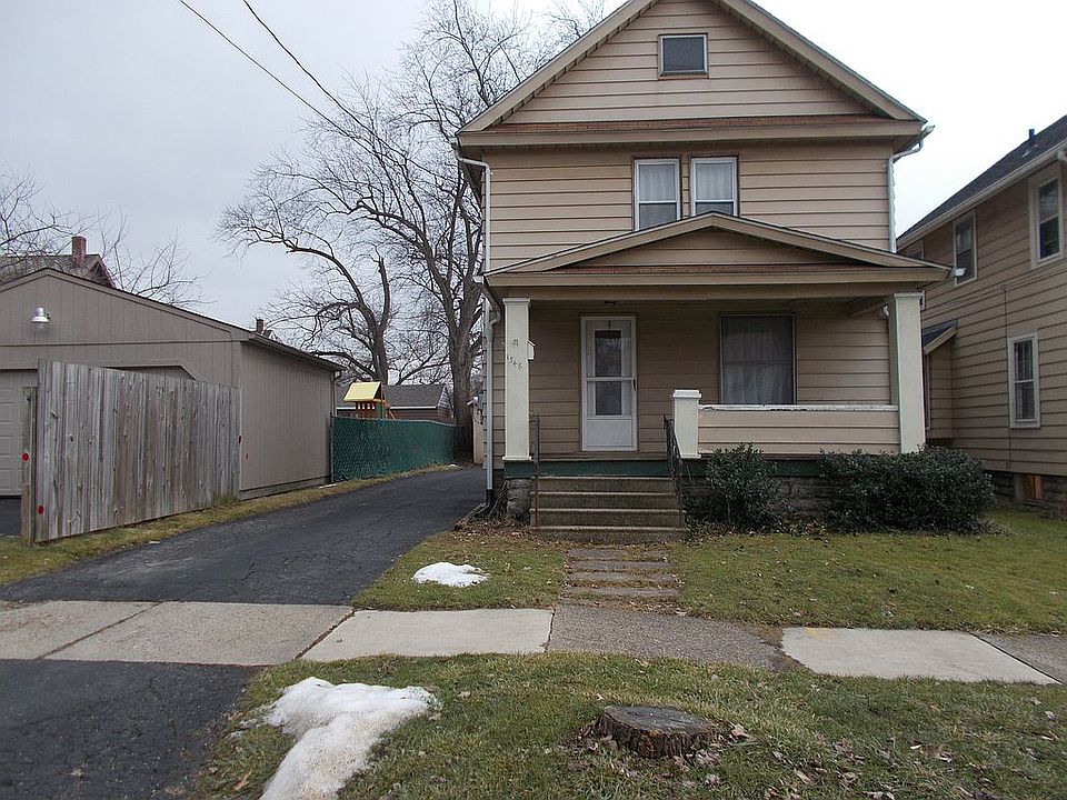 1st image of 1348 Woodland St NE
