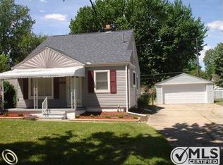 37391 Susan St, Sterling Heights, MI 48310